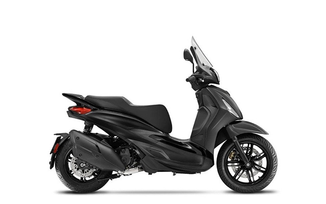 Piaggio Beverly 400 - Deep Black